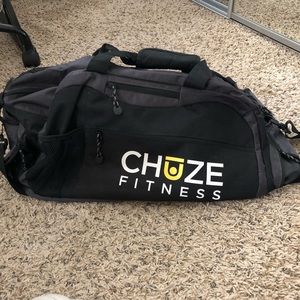 Chuze fitness duffle bag